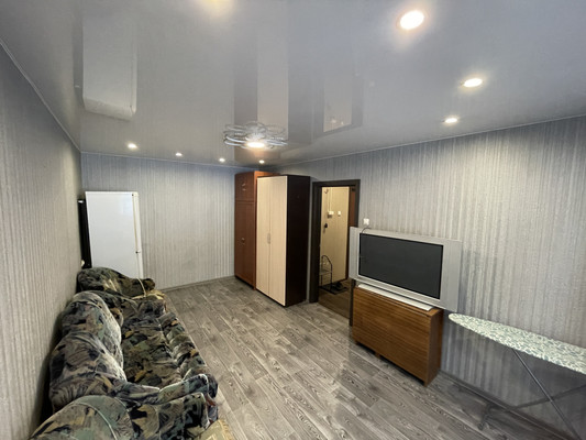 Продам двухкомнатную (2-комн.) квартиру, Старостина ул, 30, Мурманск г