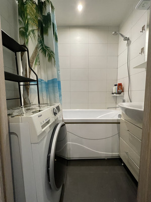 Продам двухкомнатную (2-комн.) квартиру, Старостина ул, 30, Мурманск г