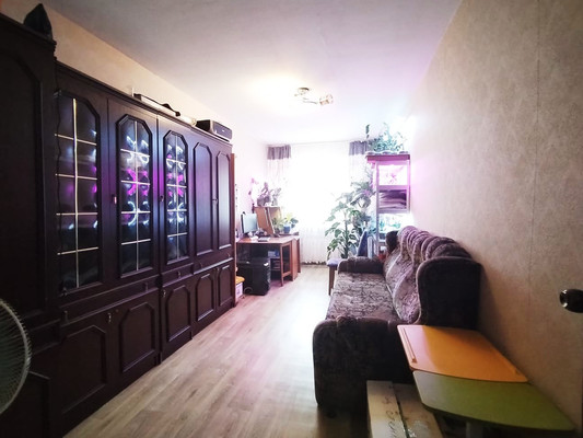 Продам трехкомнатную (3-комн.) квартиру, Усатого ул, 27, Фокино г