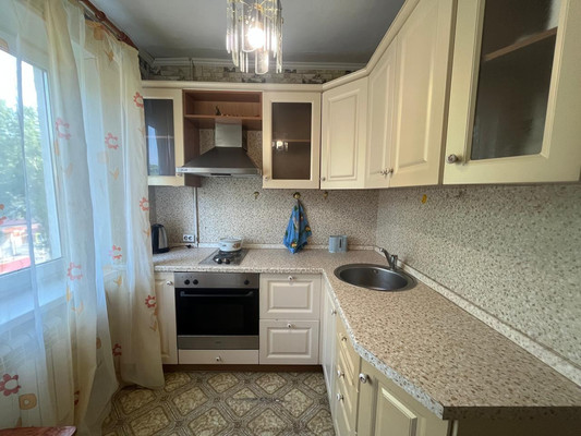 Продам трехкомнатную (3-комн.) квартиру, Усатого ул, 13, Фокино г