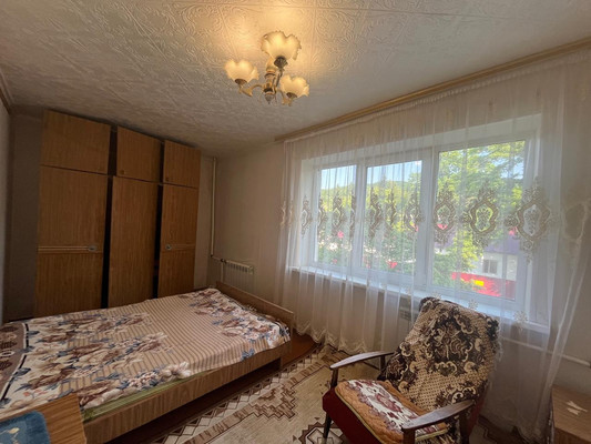 Продам трехкомнатную (3-комн.) квартиру, Усатого ул, 13, Фокино г