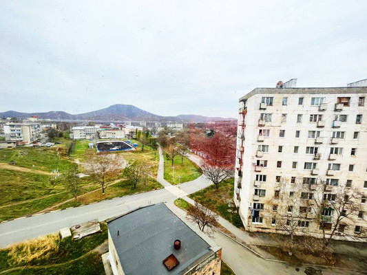 Продам однокомнатную (1-комн.) квартиру, Строительная ул, 5, Фокино г