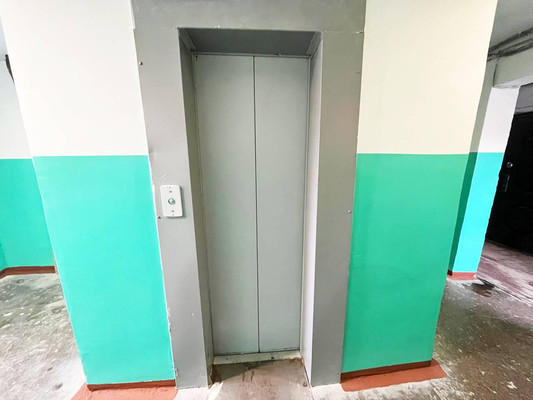 Продам однокомнатную (1-комн.) квартиру, Строительная ул, 5, Фокино г