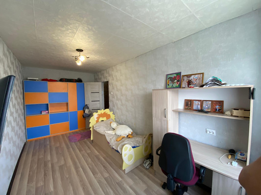 Продам трехкомнатную (3-комн.) квартиру, Центральная ул, 26, Фокино г