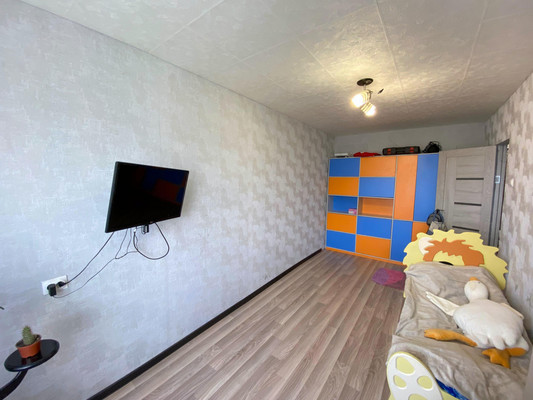 Продам трехкомнатную (3-комн.) квартиру, Центральная ул, 26, Фокино г