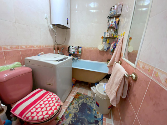 Продам двухкомнатную (2-комн.) квартиру, Комсомольская ул, 15, Фокино г