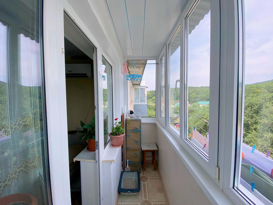 Продам двухкомнатную (2-комн.) квартиру, Комсомольская ул, 15, Фокино г