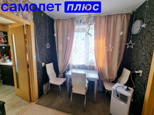 Продам трехкомнатную (3-комн.) квартиру, Комсомольская ул, 15, Фокино г