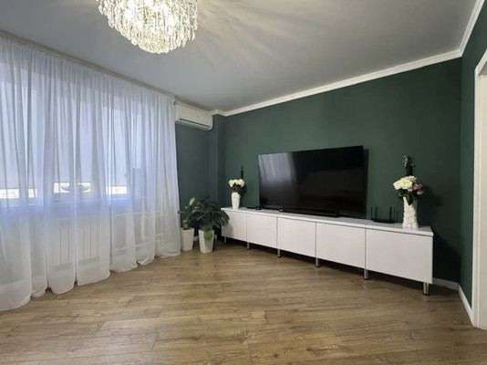 Продам трехкомнатную (3-комн.) квартиру, Магнитогорская ул, 1вк1, Ростов-на-Дону г