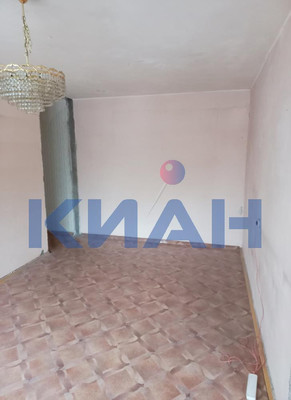 Продам трехкомнатную (3-комн.) квартиру, Красномосковская ул, 25, Красноярск г