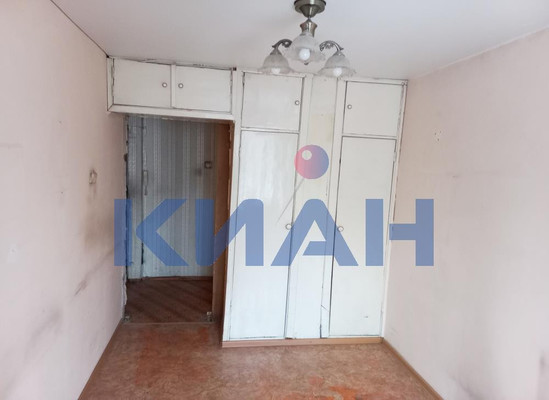 Продам трехкомнатную (3-комн.) квартиру, Красномосковская ул, 25, Красноярск г