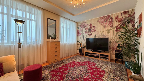 Продам двухкомнатную (2-комн.) квартиру, Батальонная ул, 7, Кунгур г