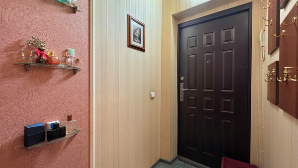 Продам двухкомнатную (2-комн.) квартиру, Батальонная ул, 7, Кунгур г