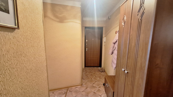 Продам трехкомнатную (3-комн.) квартиру, Рокоссовского ул, 15кб, Ишим г