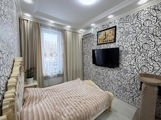 Продам двухкомнатную (2-комн.) квартиру, 5-ый квартал (Южные горки мкр) ул, 13, Мещерино п