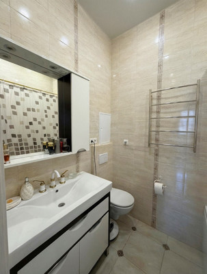 Продам двухкомнатную (2-комн.) квартиру, 5-ый квартал (Южные горки мкр) ул, 13, Мещерино п