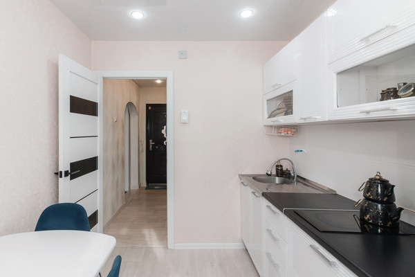 Продам трехкомнатную (3-комн.) квартиру, Свободы ул, 32, Ханты-Мансийск г