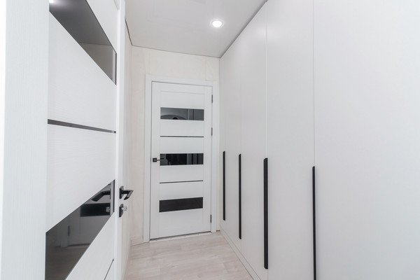 Продам трехкомнатную (3-комн.) квартиру, Свободы ул, 32, Ханты-Мансийск г