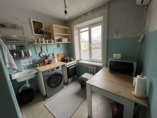 Продам двухкомнатную (2-комн.) квартиру, Дзержинского пр-кт, 185, Новороссийск г