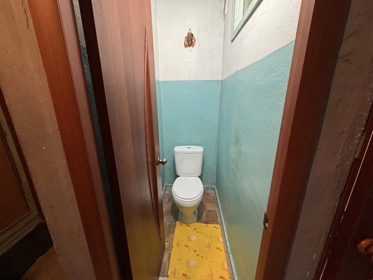 Продам двухкомнатную (2-комн.) квартиру, Дзержинского пр-кт, 185, Новороссийск г