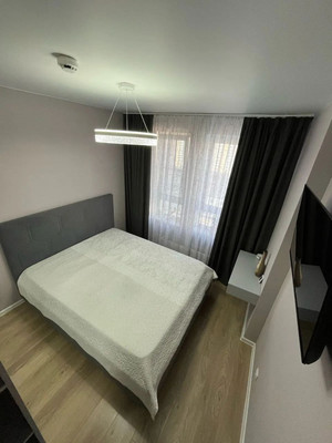 Продам двухкомнатную (2-комн.) квартиру, Мурата Ахеджака ул, 5, Новороссийск г