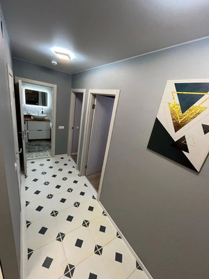 Продам двухкомнатную (2-комн.) квартиру, Мурата Ахеджака ул, 5, Новороссийск г