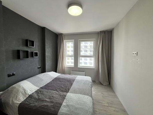 Продам двухкомнатную (2-комн.) квартиру, Григорьева ул, 12к1, Новороссийск г