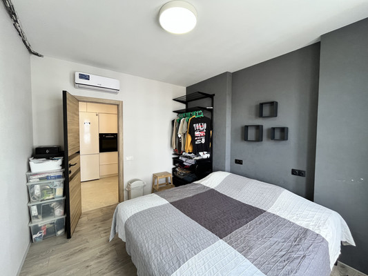 Продам двухкомнатную (2-комн.) квартиру, Григорьева ул, 12к1, Новороссийск г