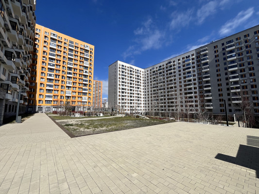 Продам двухкомнатную (2-комн.) квартиру, Григорьева ул, 12к1, Новороссийск г