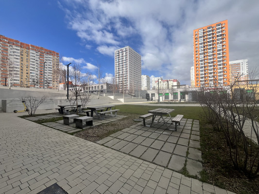 Продам двухкомнатную (2-комн.) квартиру, Григорьева ул, 12к1, Новороссийск г