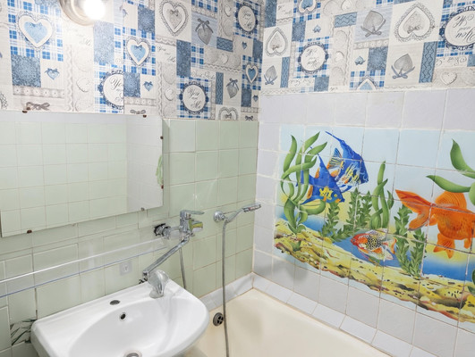 Продам трехкомнатную (3-комн.) квартиру, Черепановых проезд, 72к1, Москва г