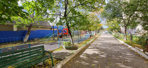 Продам трехкомнатную (3-комн.) квартиру, Мефодиевская ул, 120, Новороссийск г