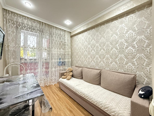 Продам трехкомнатную (3-комн.) квартиру, Ахохова ул, 96А, Нальчик г