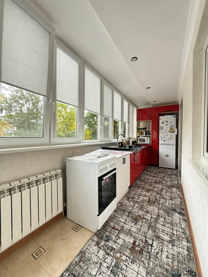 Продам трехкомнатную (3-комн.) квартиру, Ахохова ул, 96А, Нальчик г