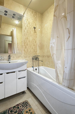 Продам трехкомнатную (3-комн.) квартиру, Ахохова ул, 96А, Нальчик г