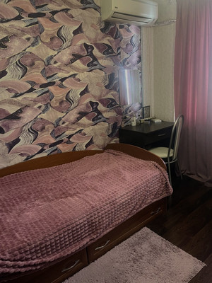 Продам трехкомнатную (3-комн.) квартиру, Видова ул, 160а, Новороссийск г