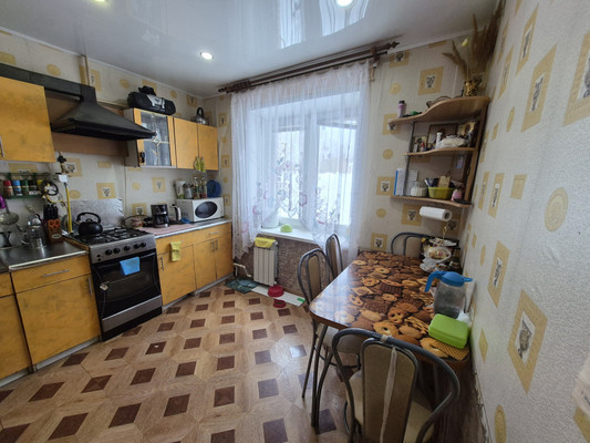 Продам двухкомнатную (2-комн.) квартиру, Звездная ул, 16, Йошкар-Ола г