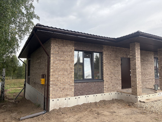 Продам дом, Зеленая поляна ул, 11, Камыш д, 0 км от города