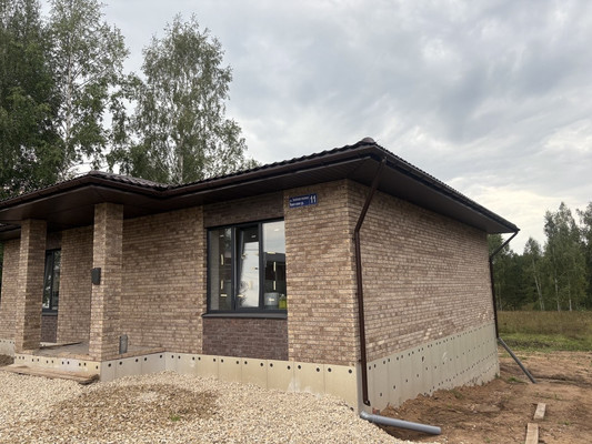 Продам дом, Зеленая поляна ул, 11, Камыш д, 0 км от города