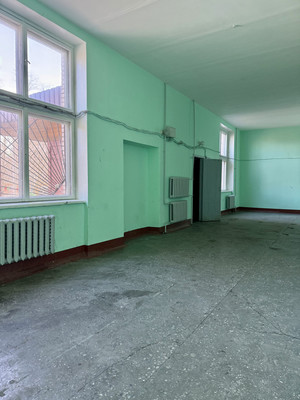 Продам комнату в 8-комн. квартире, Пионерстроя ул, 12к3, Санкт-Петербург г