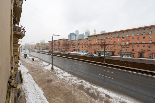 Продам двухкомнатную (2-комн.) квартиру, Кутузовский пр-кт, 19, Москва г