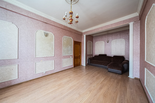 Продам двухкомнатную (2-комн.) квартиру, Кутузовский пр-кт, 19, Москва г