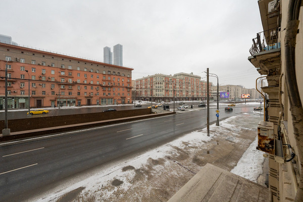 Продам двухкомнатную (2-комн.) квартиру, Кутузовский пр-кт, 19, Москва г