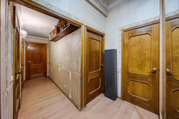 Продам двухкомнатную (2-комн.) квартиру, Кутузовский пр-кт, 19, Москва г