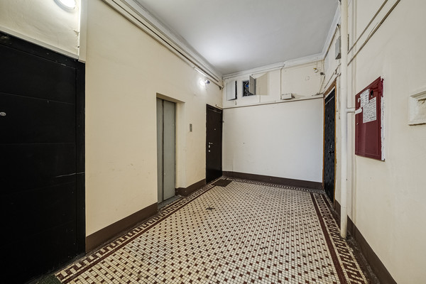 Продам двухкомнатную (2-комн.) квартиру, Кутузовский пр-кт, 19, Москва г