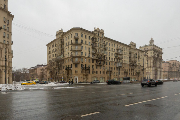 Продам двухкомнатную (2-комн.) квартиру, Кутузовский пр-кт, 19, Москва г