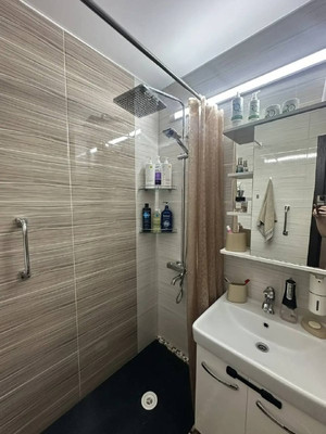 Продам двухкомнатную (2-комн.) квартиру, Кирова ул, 18кк, Люберцы г