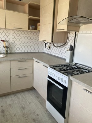 Продам однокомнатную (1-комн.) квартиру, Лазурная ул, 14, Анапа г