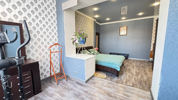 Продам трехкомнатную (3-комн.) квартиру, Дунина-Горкавича ул, 7, Ханты-Мансийск г