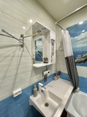 Продам двухкомнатную (2-комн.) квартиру, Рокоссовского ул, 24, Ишим г